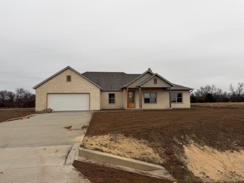 6041 Amber Dr, Sanger, TX, 76266-1675 | Card Image