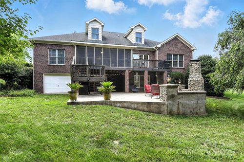 3646 Hogan Ct Ne, Conover, NC, 28613-9011 | Card Image