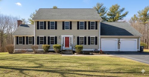 127 Hillcrest Rd, Whitinsville, MA, 01588-3001 | Card Image