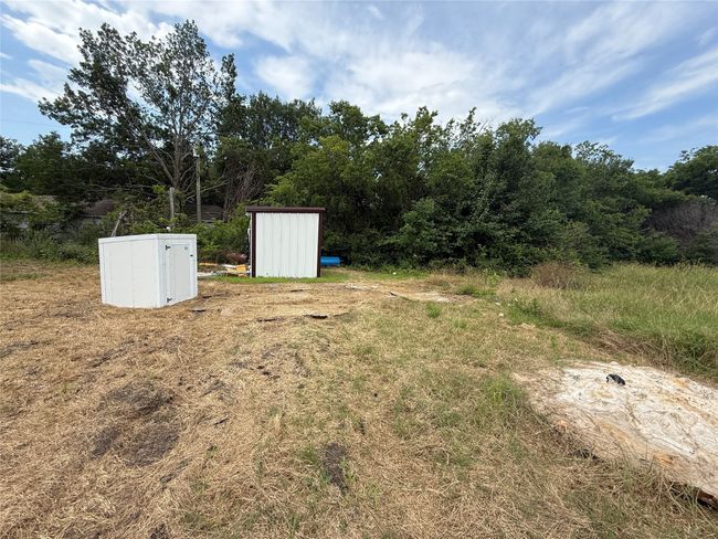 View of yard | Image 8
