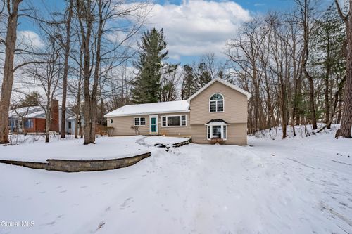 5955 Curry Rd Ext, Schenectady, NY, 12303-2803 | Card Image