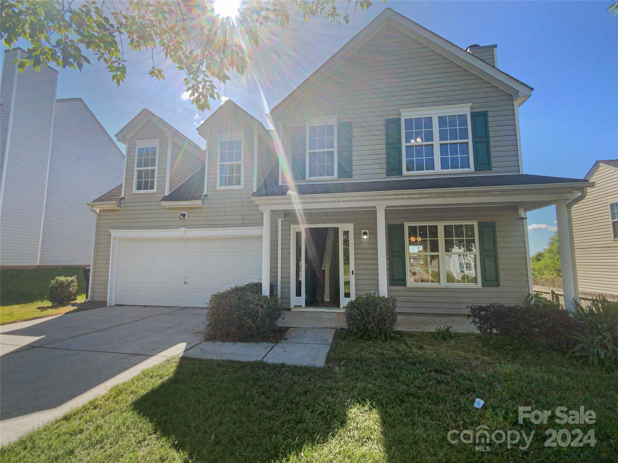 Donet Terrace Dr, Charlotte, NC 28215