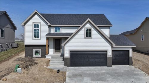 6410 E 98th Ct, Kansas City, MO, 64134 | Card Image