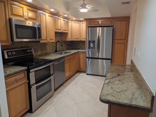 217-20225 Ne 34th Ct, Aventura, FL, 33180-3317 | Card Image