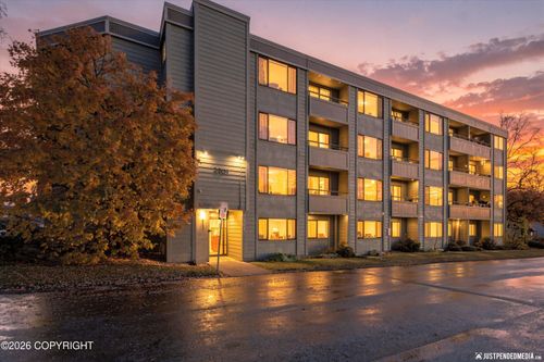 201-2201 Romig Pl, Anchorage, AK, 99503-1601 | Card Image