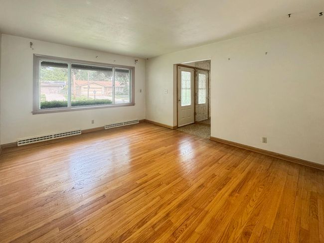 7173 W Wedgewood Dr, House other with 3 bedrooms, 1 bathrooms and null parking in Milwaukee WI | Image 9