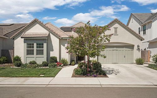 3039 Concerto St, Lodi, CA, 95242-8803 | Card Image