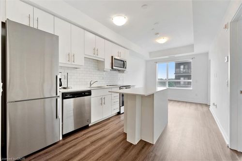 403-247 Northfield Dr E, Waterloo, ON, N2K0H1 | Card Image