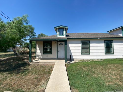 b-428 Burnett Ave, Charlotte, TX, 78011 | Card Image
