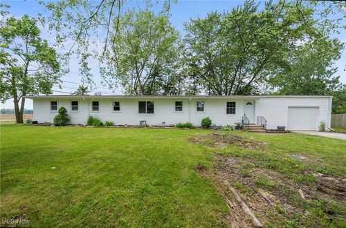 403 Palomino Ct, LaGrange, OH, 44050-9643 | Card Image