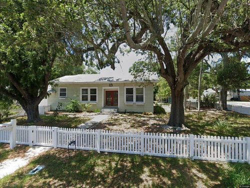 2906 9th Ave W, BRADENTON, FL, 34205-4132 | Card Image