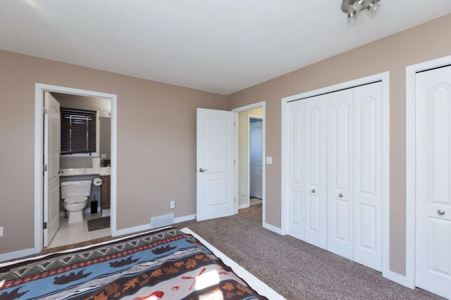 121 Sierra Morena Close Sw, Home with 4 bedrooms, 3 bathrooms and 4 parking in Calgary AB | Image 17