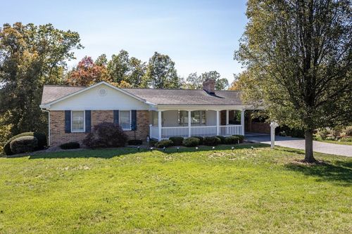 232 Edge Wood Dr, SHENANDOAH, VA, 22849-3922 | Card Image