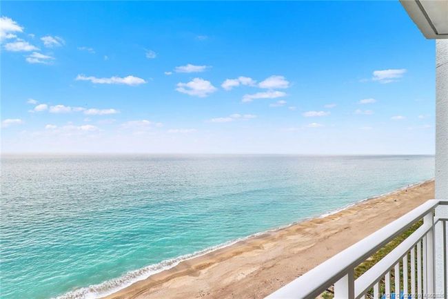 APT-1204 - 9600 Ocean Dr, Condo with 2 bedrooms, 2 bathrooms and null parking in Jensen Beach FL | Image 33