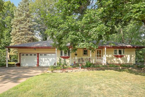5840 Tennison Dr Ne, Fridley, MN, 55432-5761 | Card Image