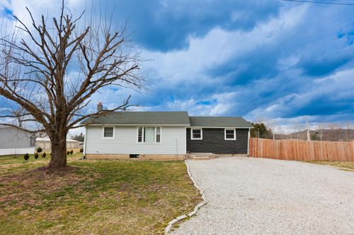 471 Woods Ln, Richmond Dale, OH, 45673-9723 | Card Image