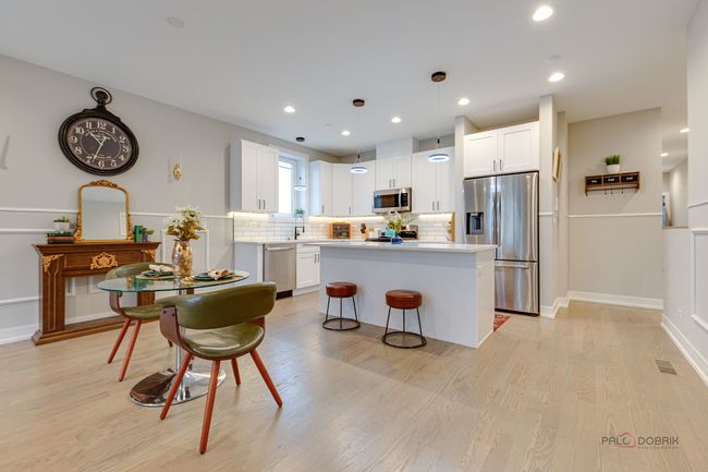 1S - 2500 N 74 Th Ave, Condo with 3 bedrooms, 3 bathrooms and 2 parking in Elmwood Park IL | Image 6