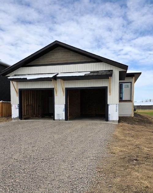 11314 O’Brien Lake Drive, Grande Prairie, AB, T8W0L8 | Card Image