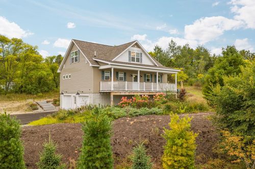 6460 E Duck Lake Rd, Lake Leelanau, MI, 49653-9493 | Card Image