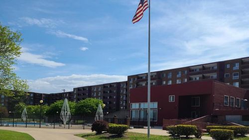 537-500 Park Ave, Calumet City, IL, 60409-5034 | Card Image