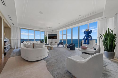 ph01s-9701 Collins Ave, Bal Harbour, FL, 33154-2206 | Card Image