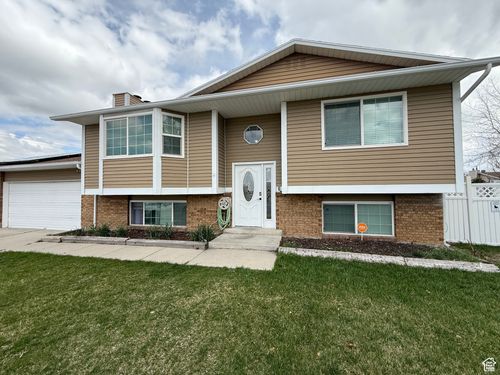 4717 S Spicewood Cir, Taylorsville, UT, 84129-2151 | Card Image