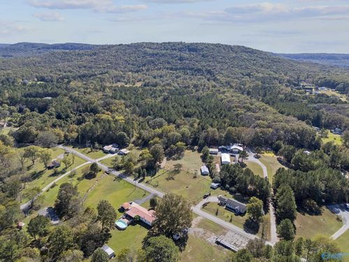 335 S Old Six Mile Rd, Somerville, AL, 35670-7117 | Card Image