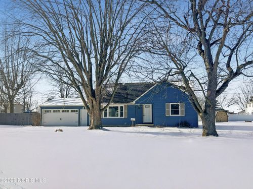 830 N Walnut St, Paulding, OH, 45879-1057 | Card Image