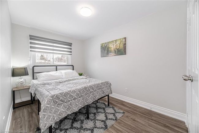 512 Pinetree Cres, House other with 3 bedrooms, 3 bathrooms and 4 parking in Cambridge ON | Image 32