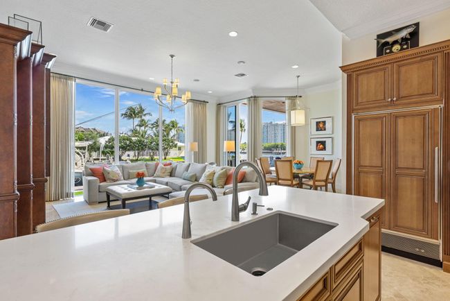 883 Glouchester Street, House other with 5 bedrooms, 6 bathrooms and null parking in Boca Raton FL | Image 16