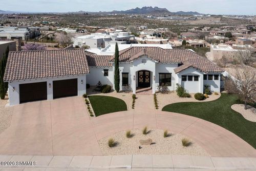 2135 Sedona Hills Pkwy, Las Cruces, NM, 88011-4135 | Card Image