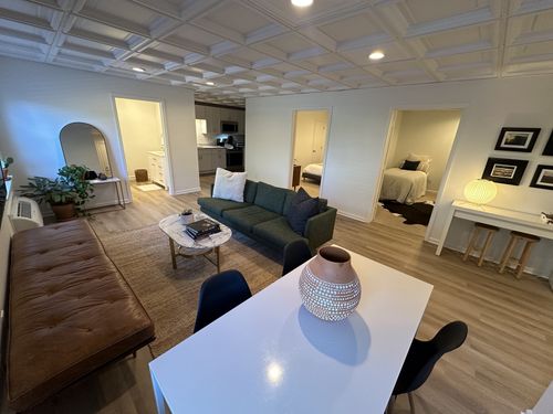 apt-23-1112 Clifton Ln, Nashville, TN, 37204-3242 | Card Image