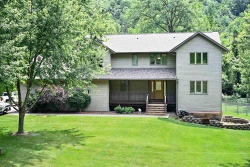 26238 County Road 17, Winona, MN, 55987-5559 | Card Image