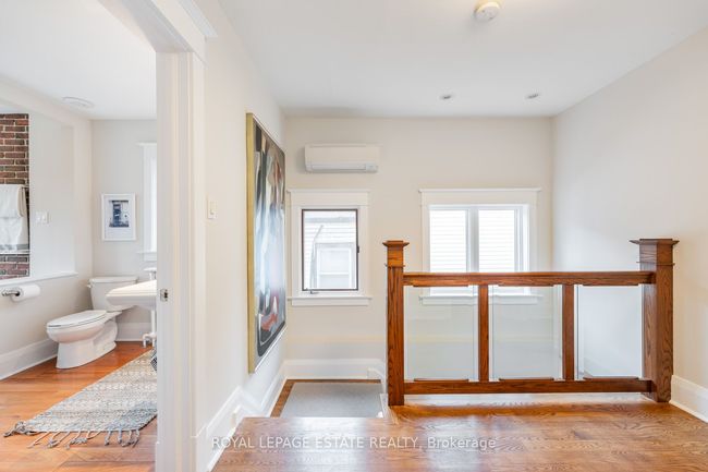 121 Pine Glen Rd, House other with 4 bedrooms, 3 bathrooms and 1 parking in Toronto ON | Image 16
