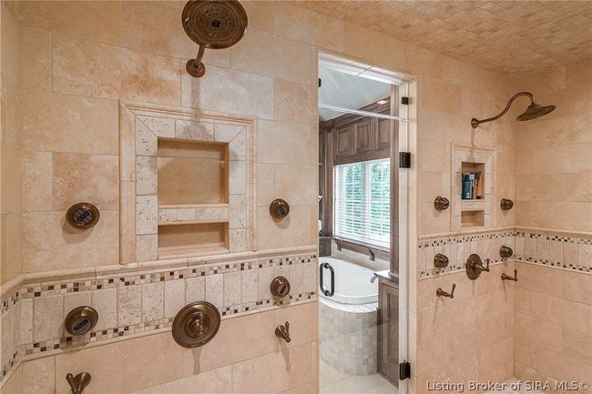 3503 Charlevoix Ct, Home with 6 bedrooms, 4 bathrooms and null parking in Floyds Knobs IN | Image 23