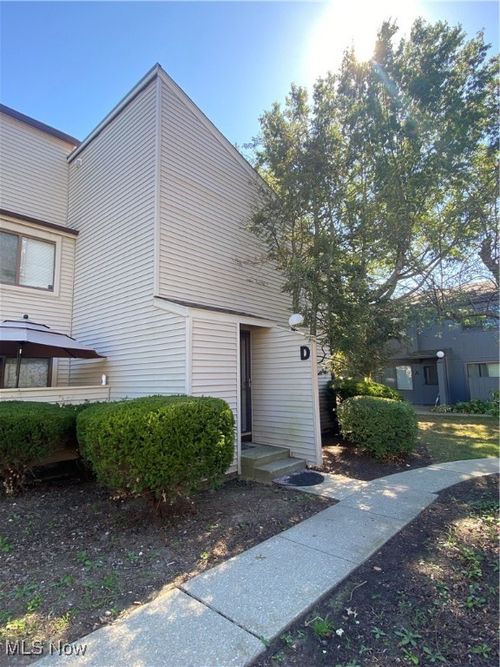 21d-1480 Cedarwood Dr, Westlake, OH, 44145-1874 | Card Image