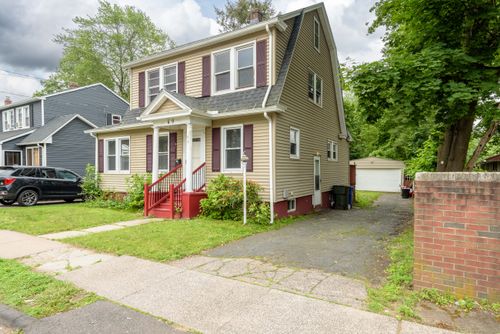 49 Olmsted St, East Hartford, CT, 06108-2252 | Card Image