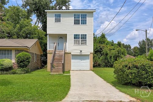 2014 Cowan Ave, Savannah, GA, 31405-6204 | Card Image