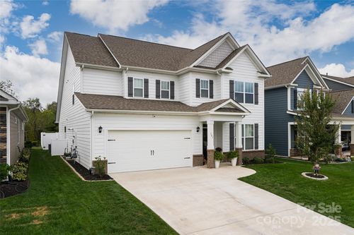 101 Fox Cove Rd, Hendersonville, NC, 28792-0648 | Card Image