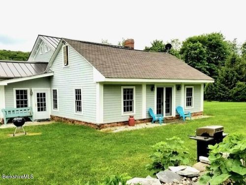 257 Main St, Hancock, MA, 01237-6922 | Card Image