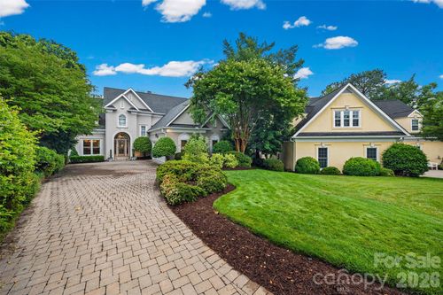15901 Riverpointe Drive, Charlotte, NC, 28278 | Card Image