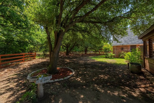 4710 Ashley Cir, House other with 4 bedrooms, 2 bathrooms and null parking in Midlothian TX | Image 36