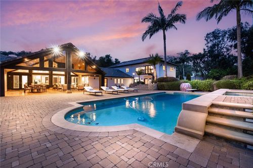 10372 Crawford Canyon Rd, North Tustin, CA, 92705-1414 | Card Image