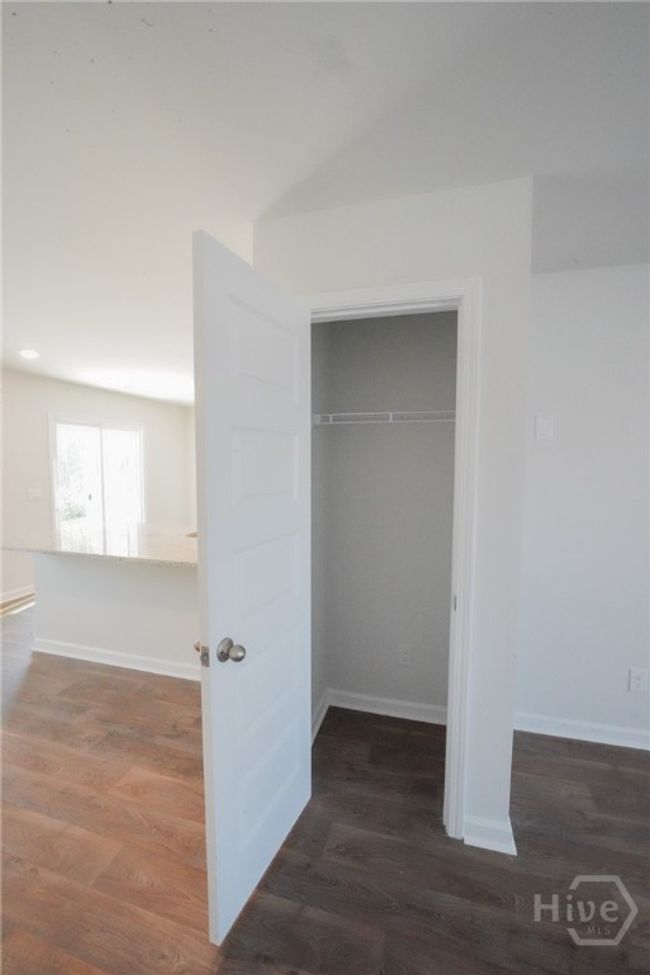 439 Coconut Dr, House other with 3 bedrooms, 3 bathrooms and null parking in Bloomingdale GA | Image 4