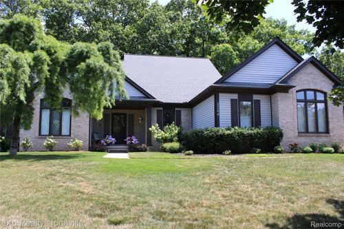 5364 Bridge Trl E, Commerce Township, MI, 48382-4857 | Card Image