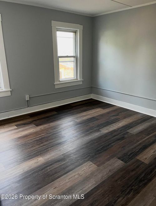1e-510 Front St, Scranton, PA, 18505-1443 | Card Image