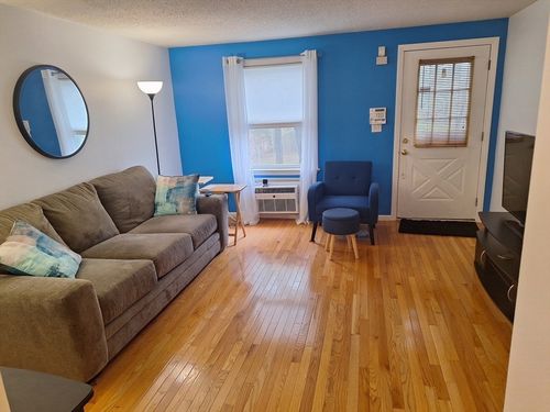 apt-c-66 Canal St, Medford, MA, 02155-3670 | Card Image