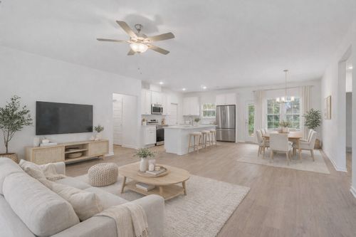 107 Centennial Ln, Columbia, TN, 38401-5454 | Card Image