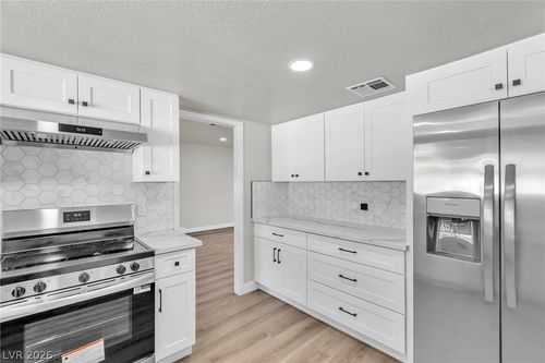 349 Listo Ct, Henderson, NV, 89014-5113 | Card Image