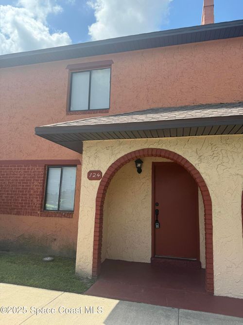 124 San Juan Cir, Melbourne, FL, 32935-5456 | Card Image